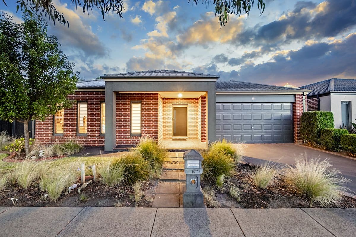 15 Perry Circuit, Cranbourne North VIC 3977, Cranbourne North - Image 1