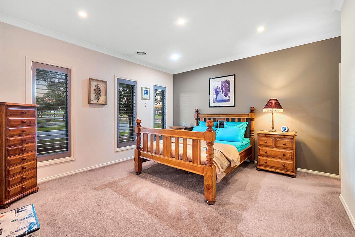 15 Perry Circuit, Cranbourne North VIC 3977, Cranbourne North - Thumbnail 4
