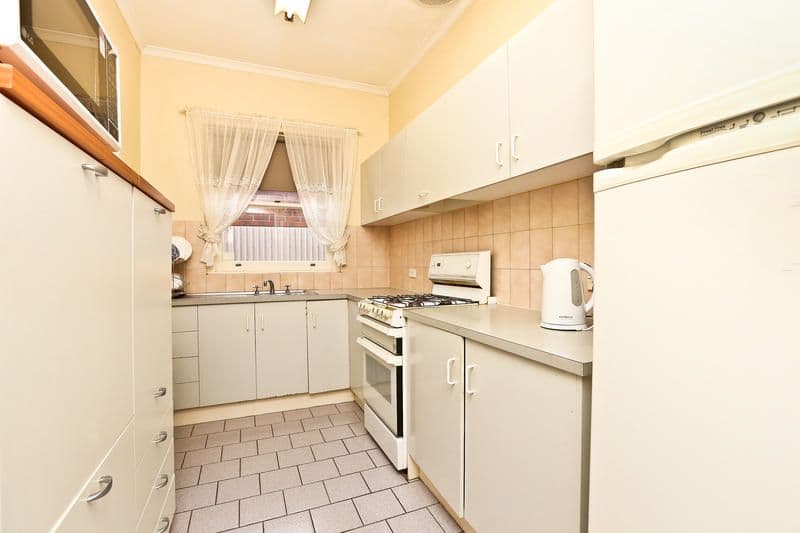 30 Cresdee Road, Campbelltown SA 5074, Campbelltown - Thumbnail 5