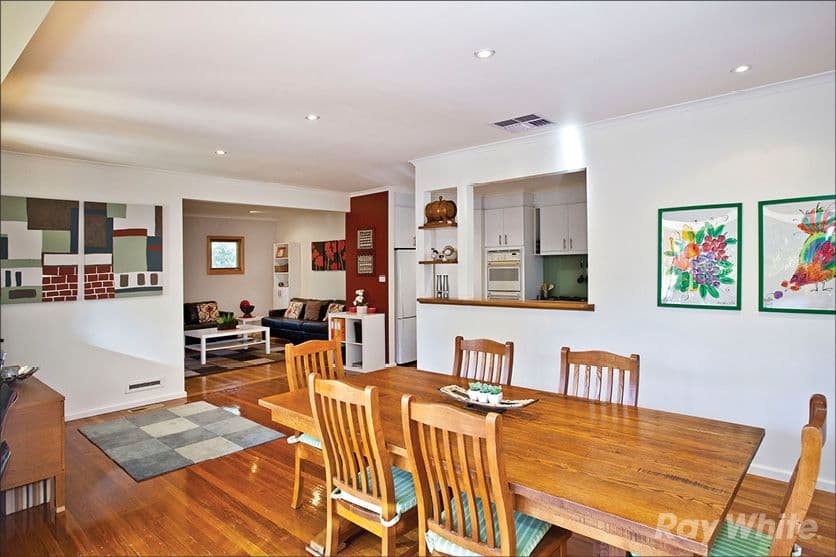 10 Eriden Close, GLEN WAVERLEY VIC 3150, Glen Waverley - Thumbnail 5