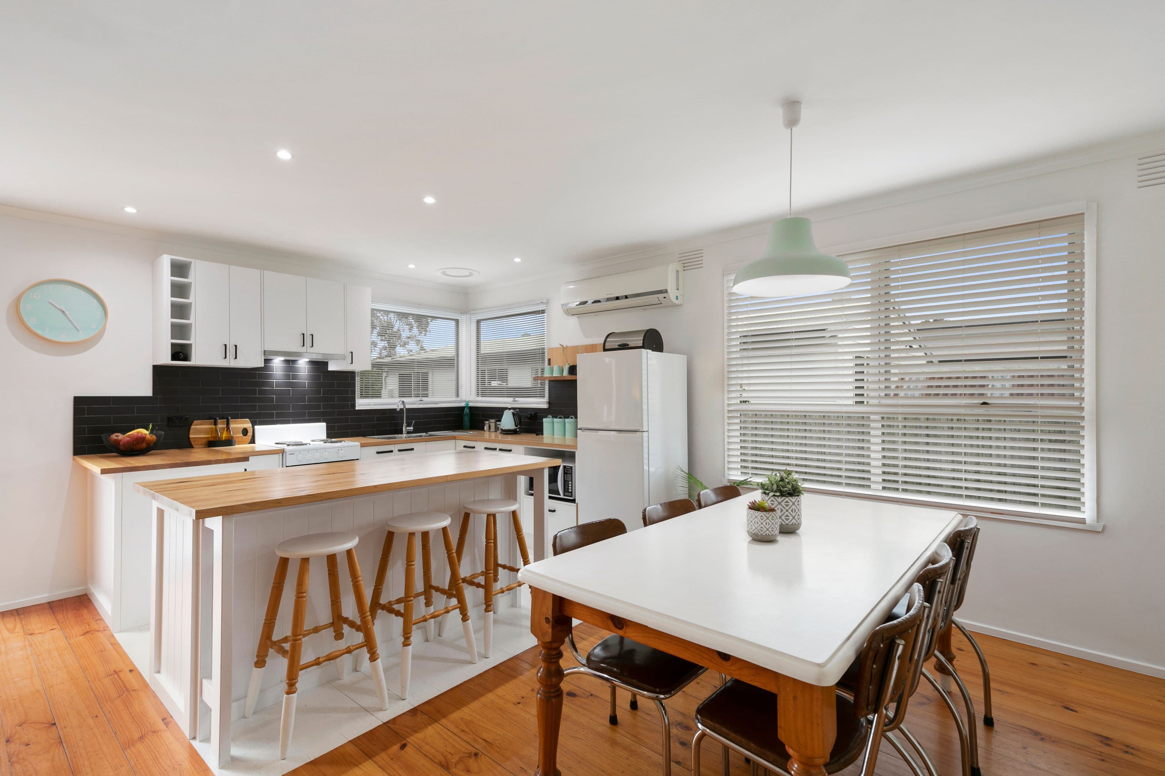 15 Koala Street, Cowes VIC 3922, Cowes - Thumbnail 3