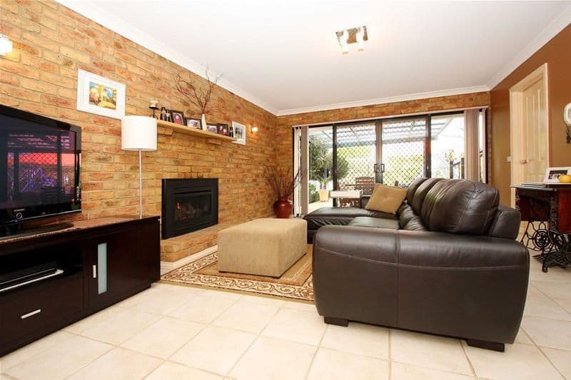 56 Incana Drive, MILL PARK VIC 3082, Mill Park - Thumbnail 2