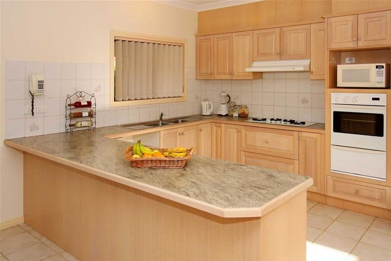 56 Incana Drive, MILL PARK VIC 3082, Mill Park - Thumbnail 4