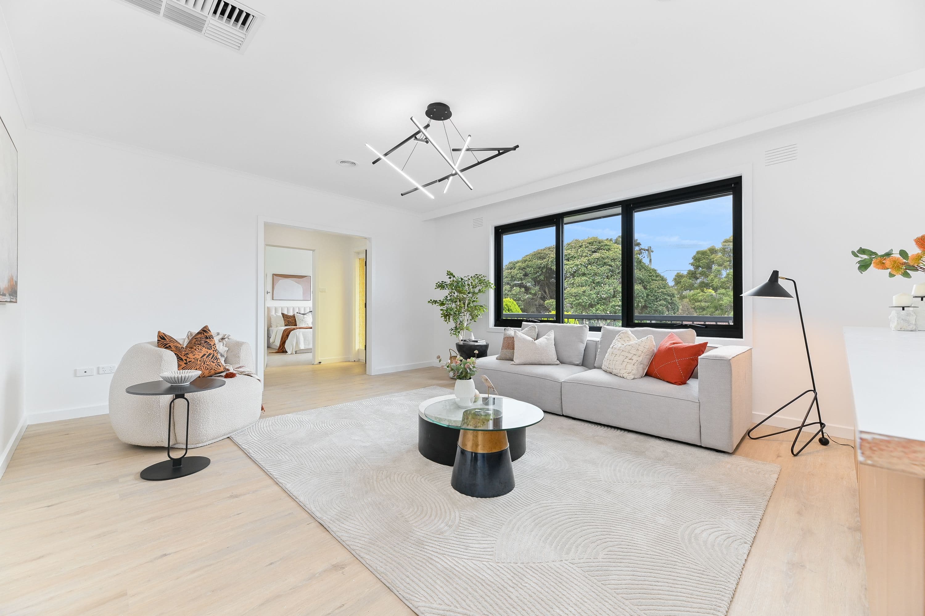 18 Consort Avenue, Vermont South VIC 3133, Vermont South - Thumbnail 2