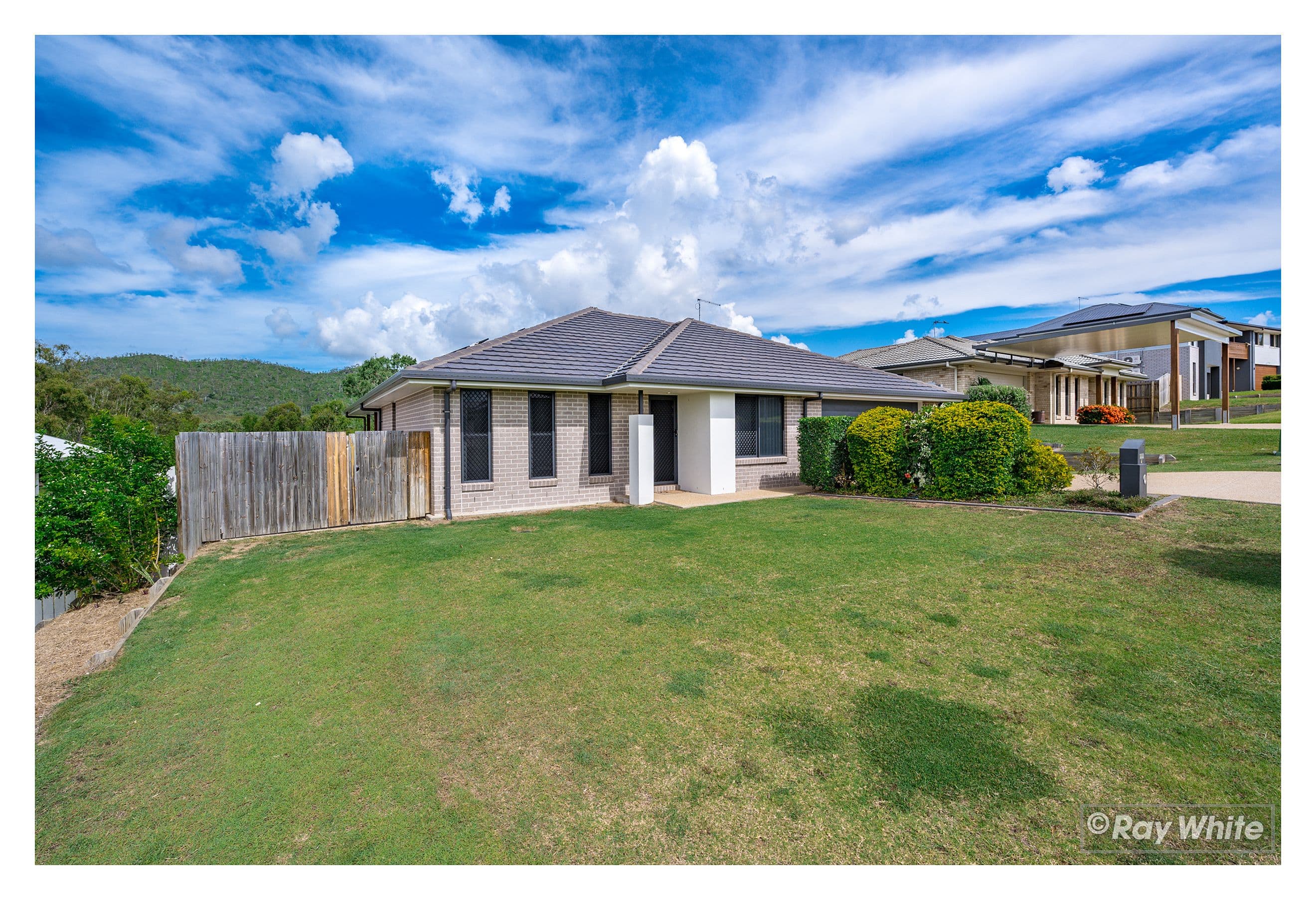 7 Kildare Crescent, Parkhurst QLD 4702, Parkhurst - Thumbnail 2