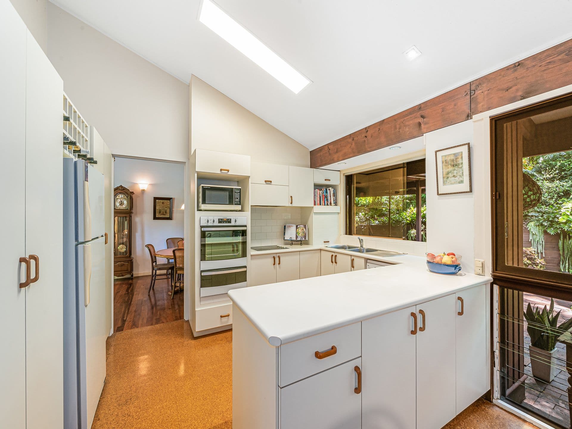 18 Clarina Street, Chapel Hill QLD 4069, Chapel Hill - Thumbnail 8