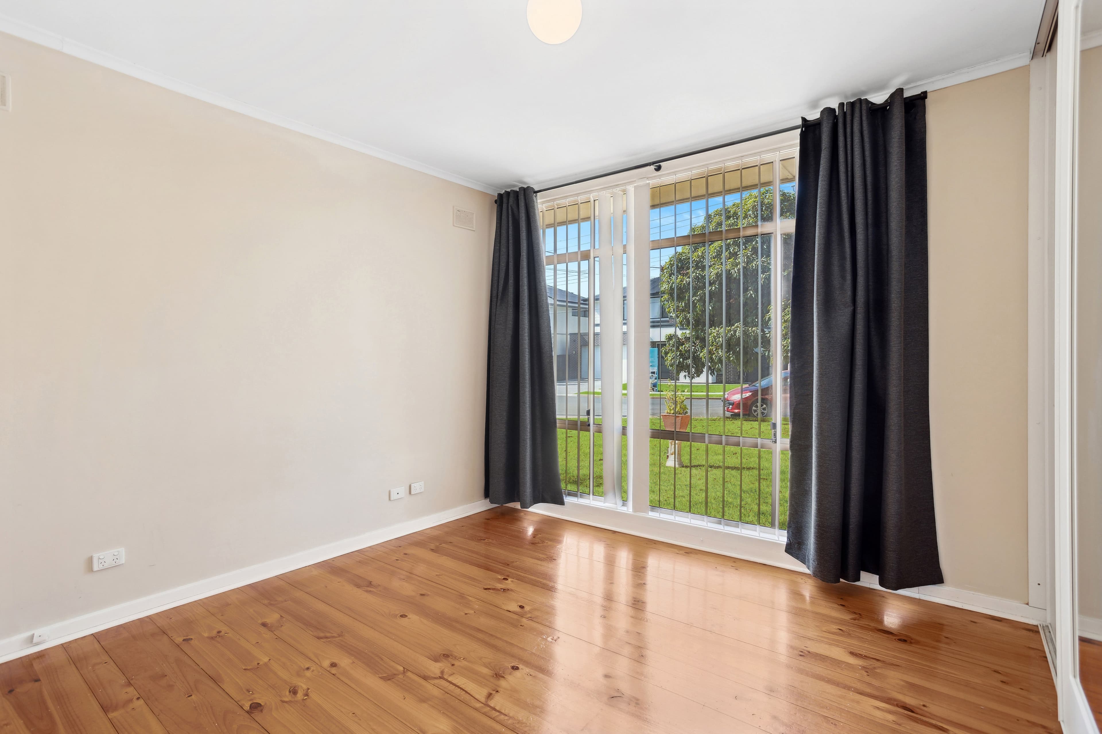 15 Cairns Avenue, Lockleys SA 5032, Lockleys - Thumbnail 2