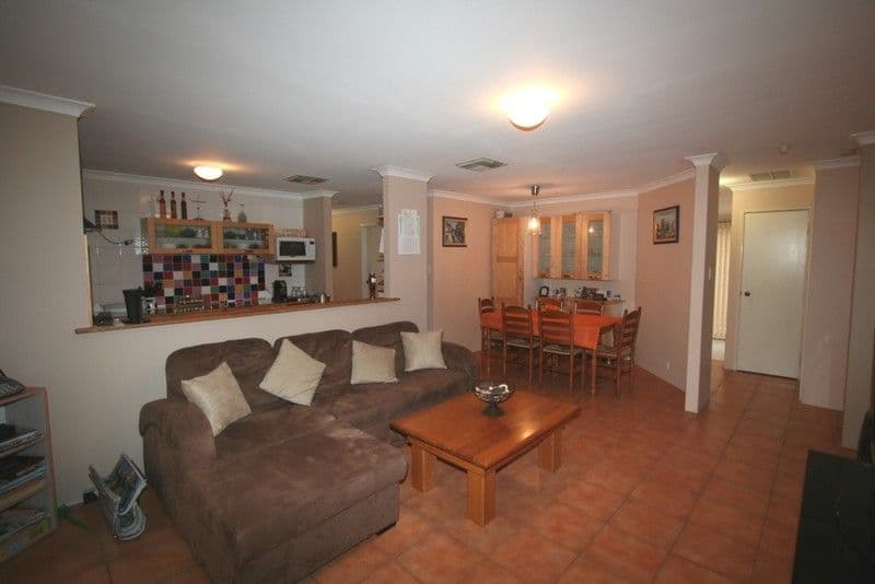 48 Jacana Parade, BALLAJURA WA 6066, Ballajura - Thumbnail 2