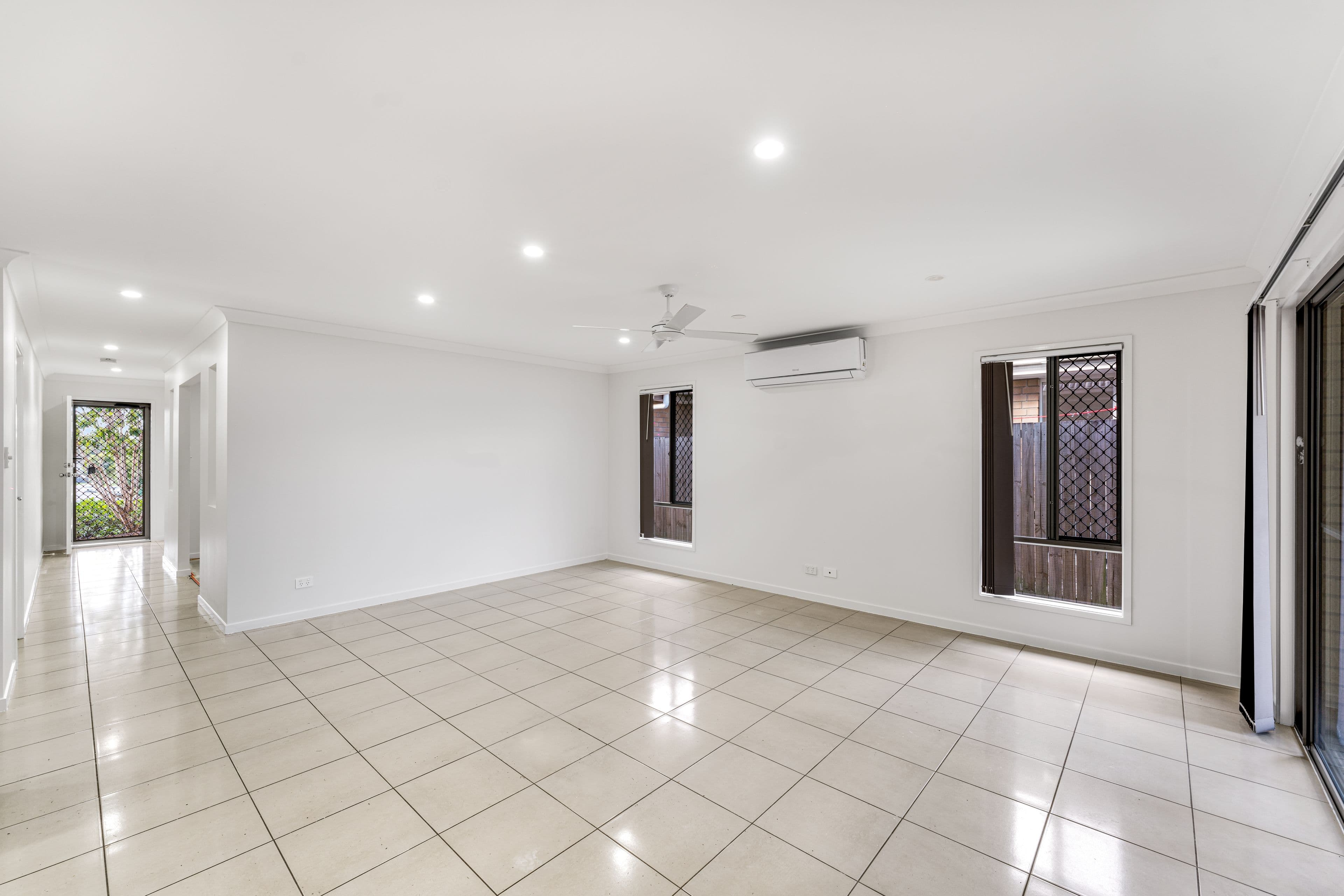 65 Malachite Drive, Logan Reserve QLD 4133, Logan Reserve - Thumbnail 3