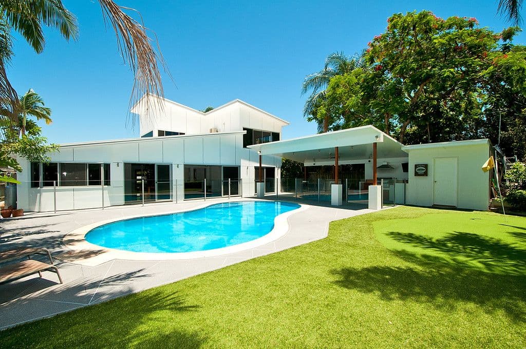 24 McIlwraith Avenue, Sorrento QLD 4217, Sorrento - Thumbnail 2