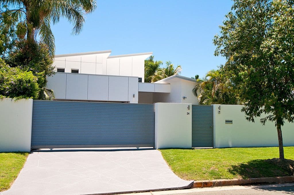 24 McIlwraith Avenue, Sorrento QLD 4217, Sorrento - Thumbnail 5