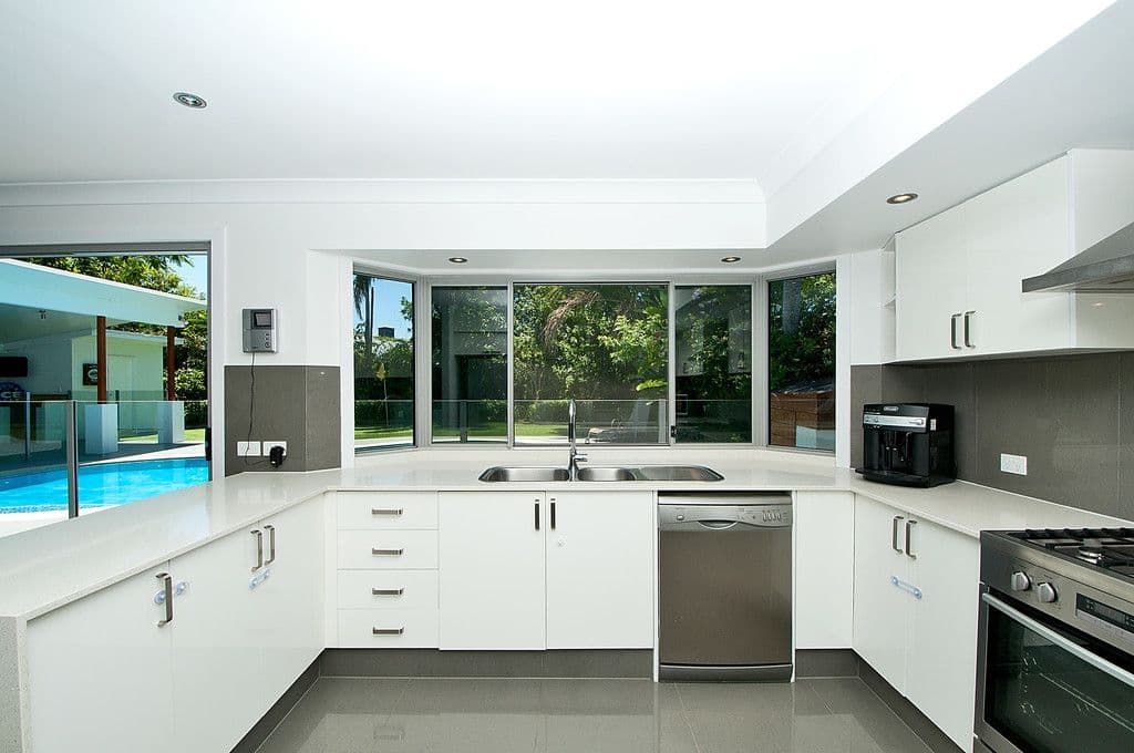 24 McIlwraith Avenue, Sorrento QLD 4217, Sorrento - Thumbnail 7
