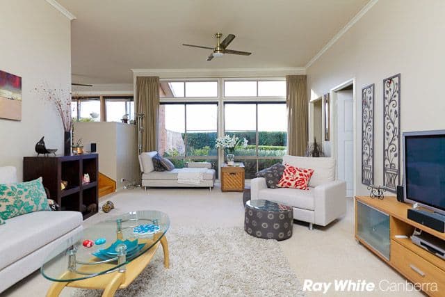 22 O'Connor Circuit, CALWELL ACT 2905, Calwell - Thumbnail 3