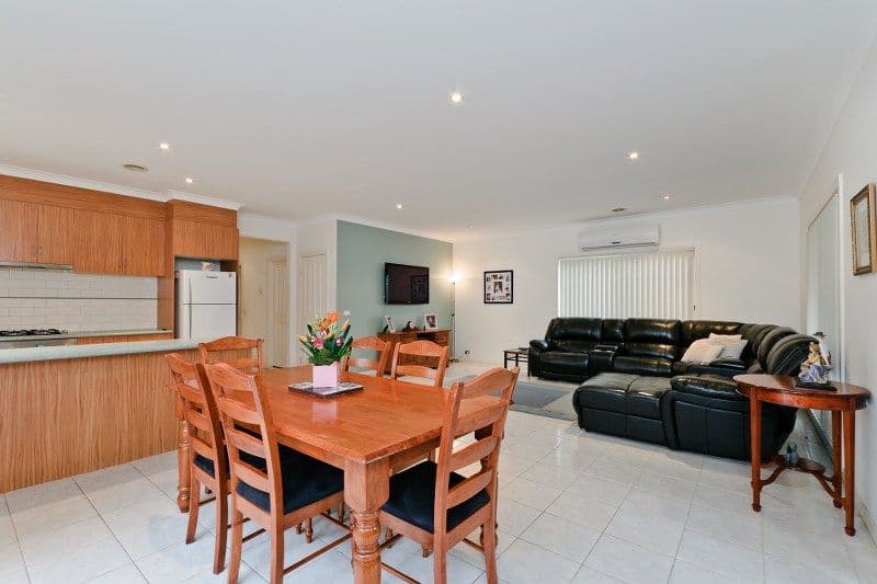 7 Bowman Glen, CRAIGIEBURN VIC 3064, Craigieburn - Thumbnail 4