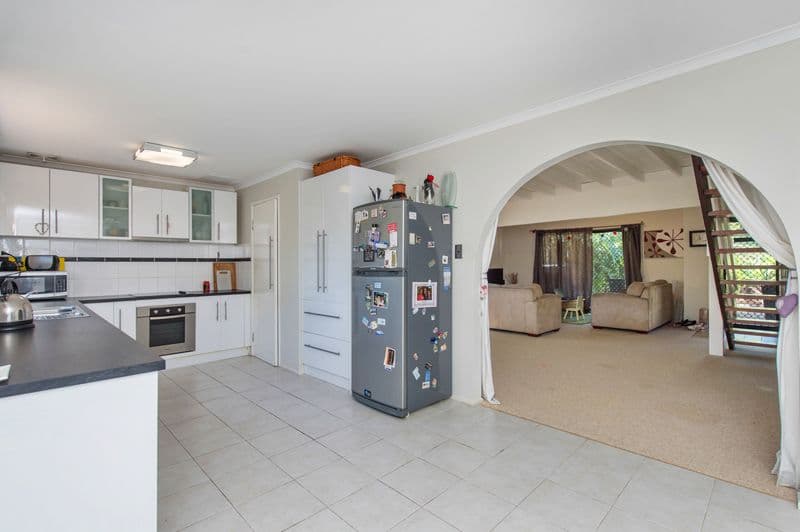 8 Maltaroo Court, Shailer Park QLD 4128, Shailer Park - Thumbnail 3