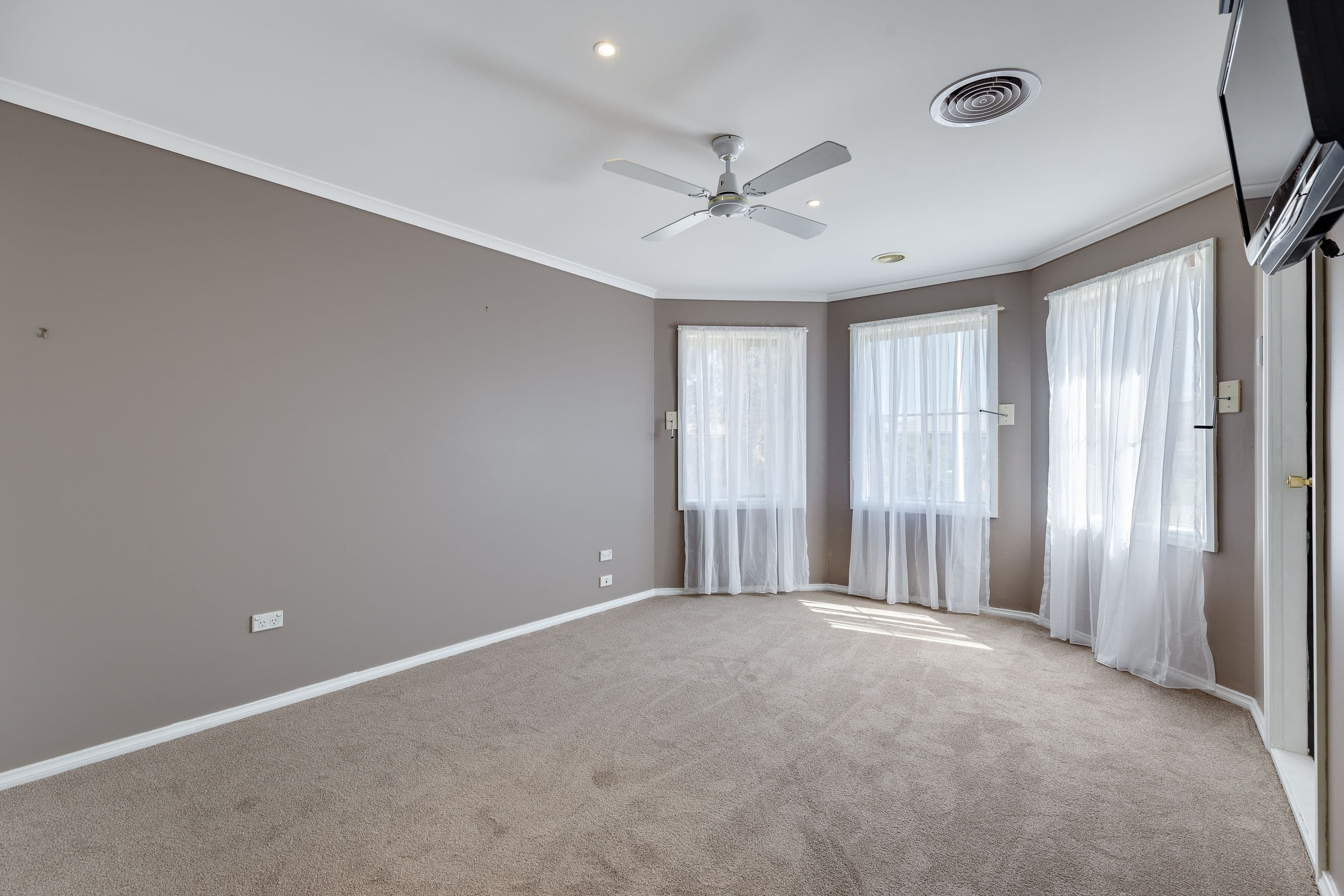 4 Jardier Terrace, South Morang VIC 3752, South Morang - Thumbnail 8