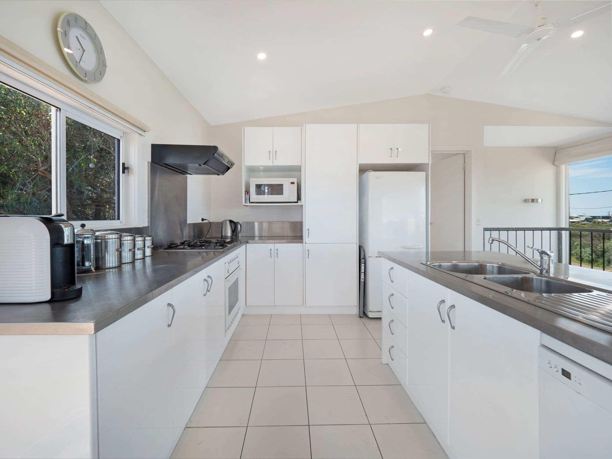 12 The Esplanade, Sunderland Bay VIC 3922, Sunderland Bay - Thumbnail 5