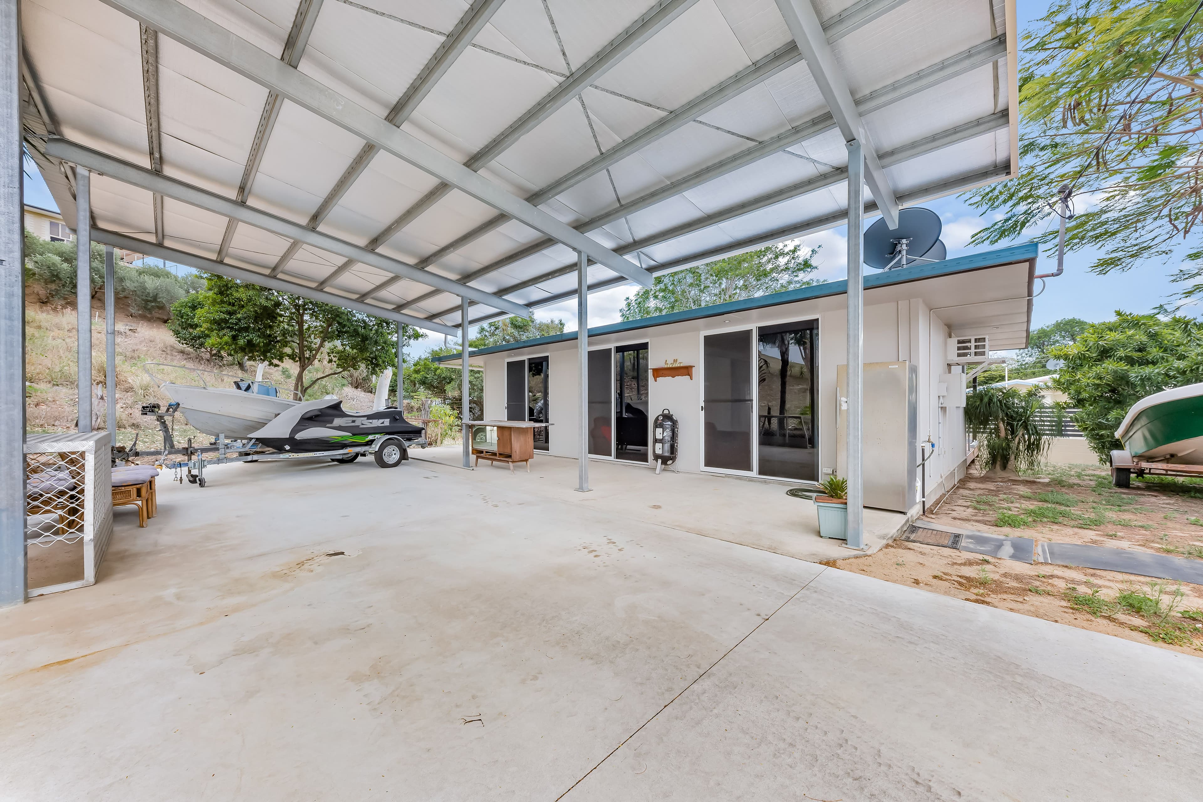 17 Cowry Crescent, Dingo Beach QLD 4800, Dingo Beach - Thumbnail 2
