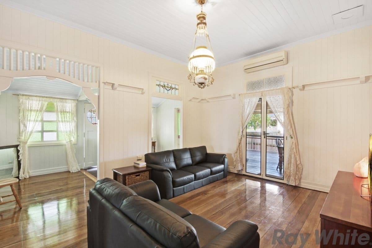 16 Lawnhill Avenue, Deception Bay QLD 4508, Deception Bay - Thumbnail 5