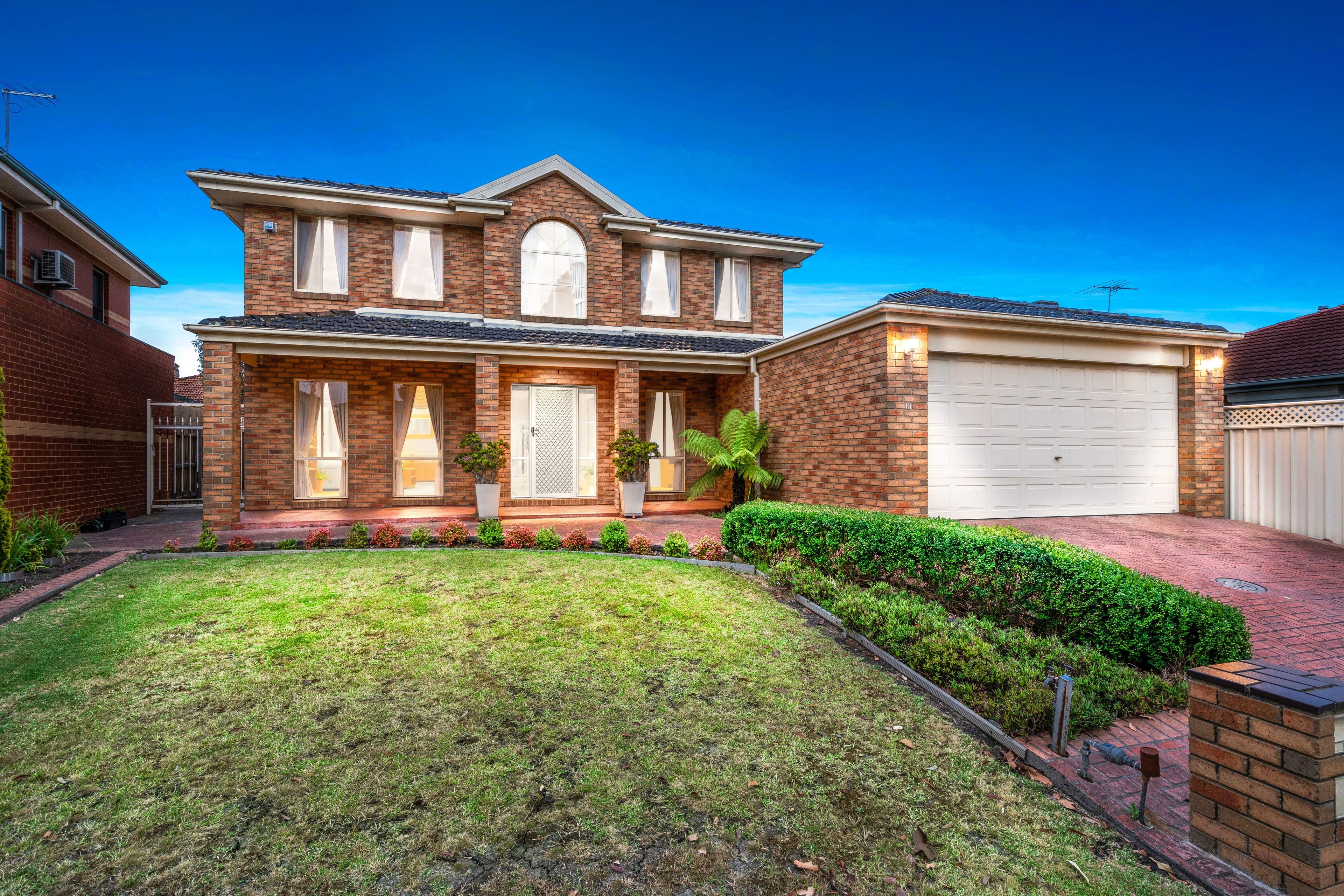 10 Parkland Grove, Kingsbury VIC 3083, Kingsbury - Image 1