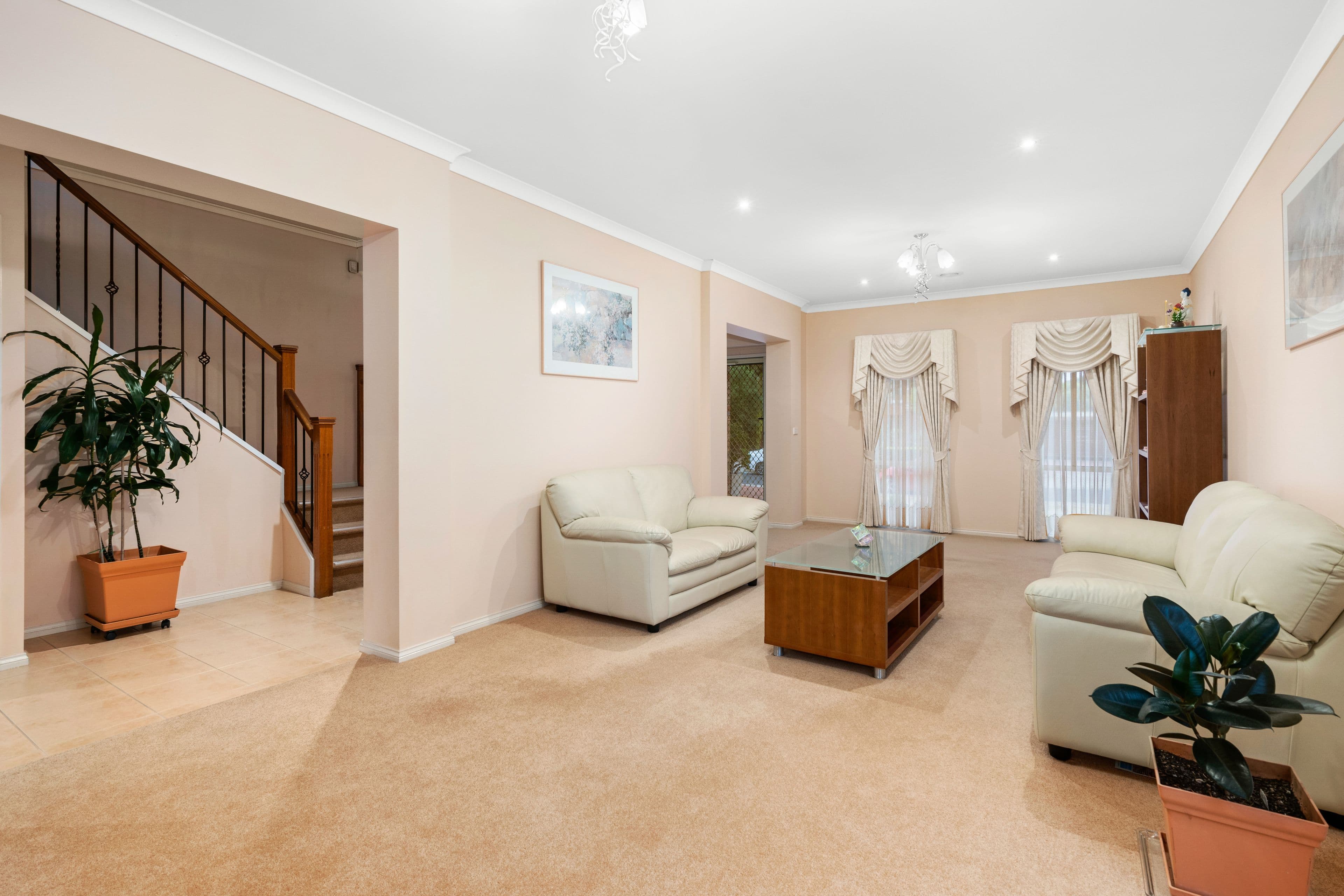 10 Parkland Grove, Kingsbury VIC 3083, Kingsbury - Thumbnail 2