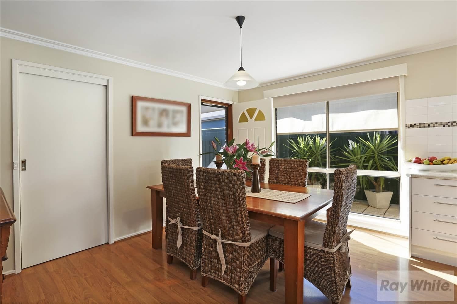 41 Cameron Crescent, LARA VIC 3212, Lara - Thumbnail 4