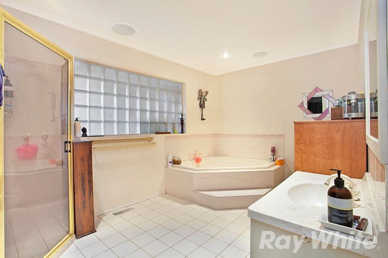 9 Dinsdale Road, Boronia VIC 3155, Boronia - Thumbnail 5