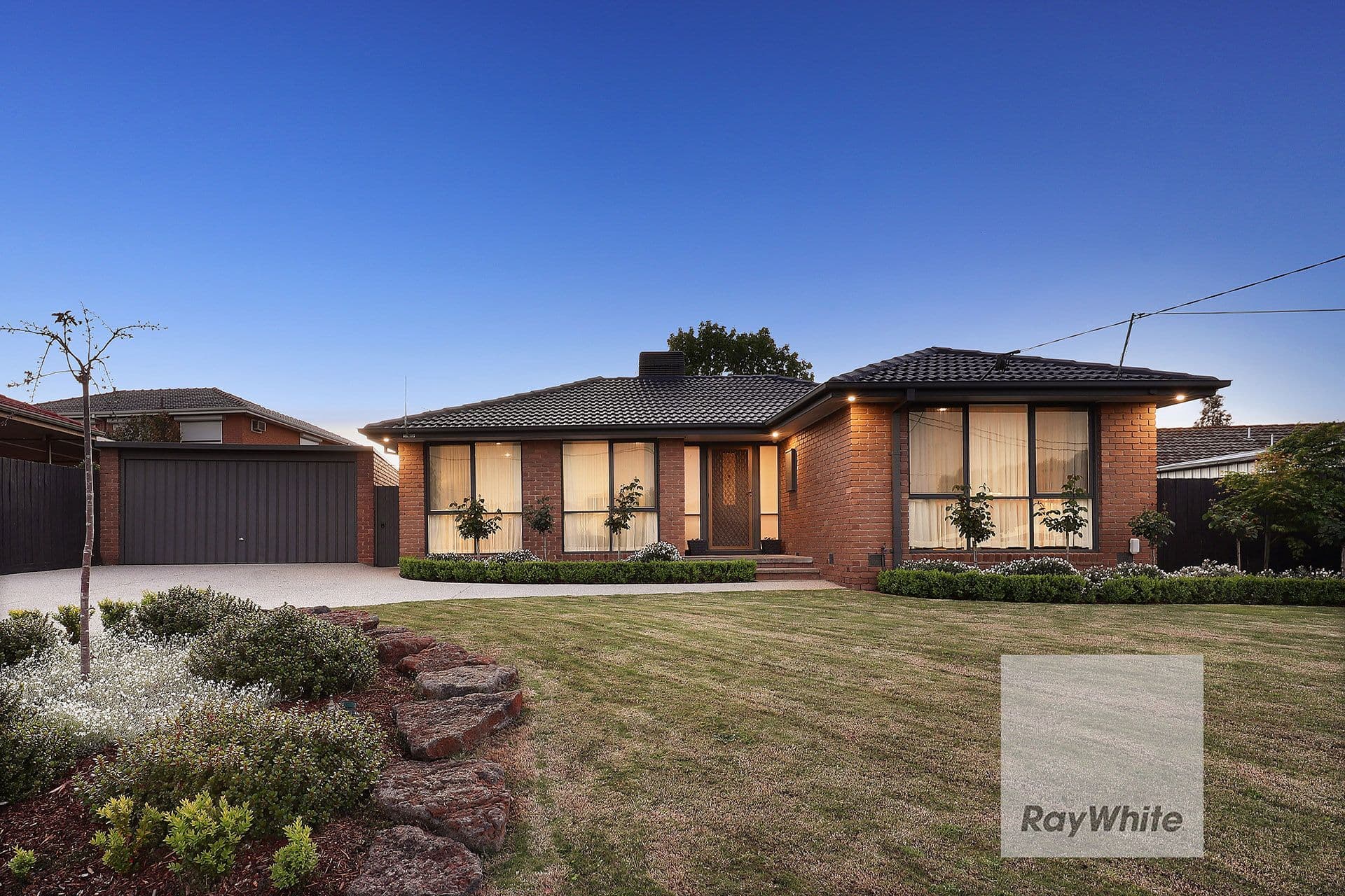 4 Bunbury Court, Gladstone Park VIC 3043, Gladstone Park - Thumbnail 2