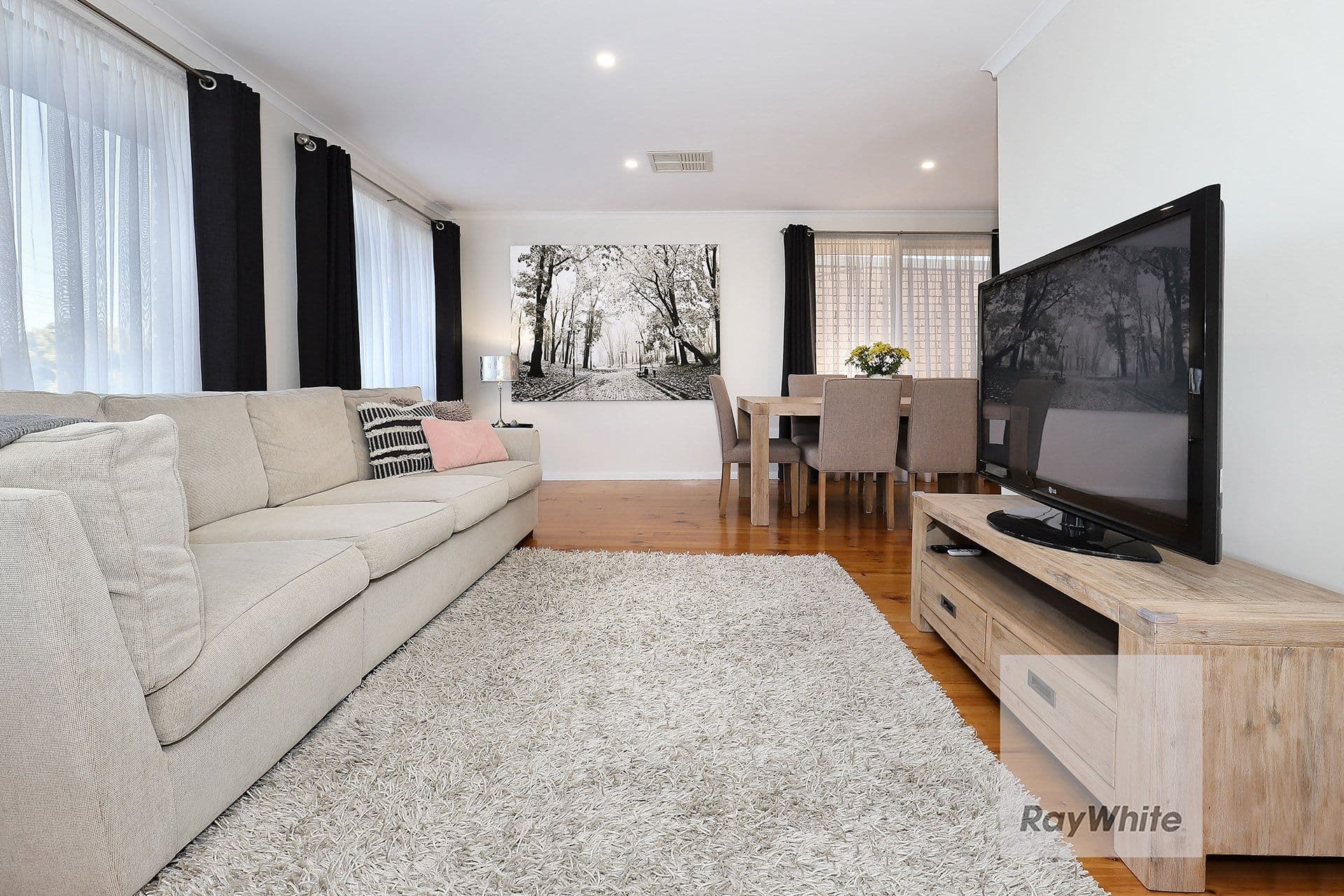 4 Bunbury Court, Gladstone Park VIC 3043, Gladstone Park - Thumbnail 4