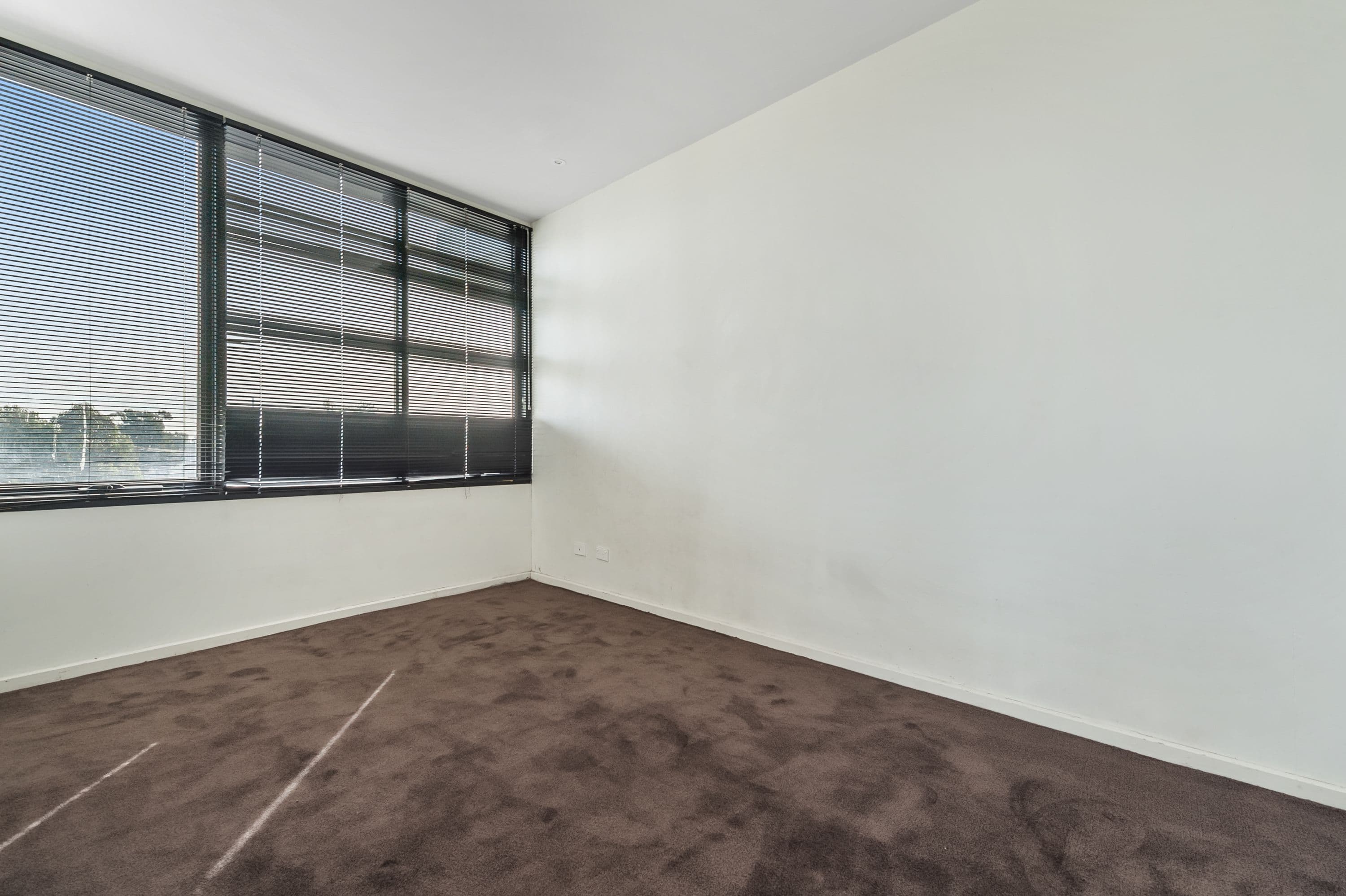32 East Esplanade, St Albans VIC 3021, St Albans - Thumbnail 4