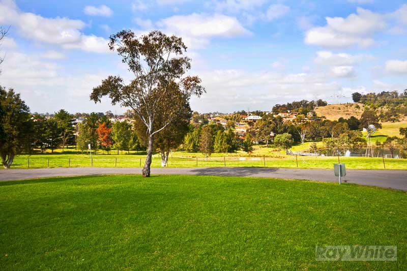12 Bancroft Road, ABBOTSBURY NSW 2176, Abbotsbury - Thumbnail 7