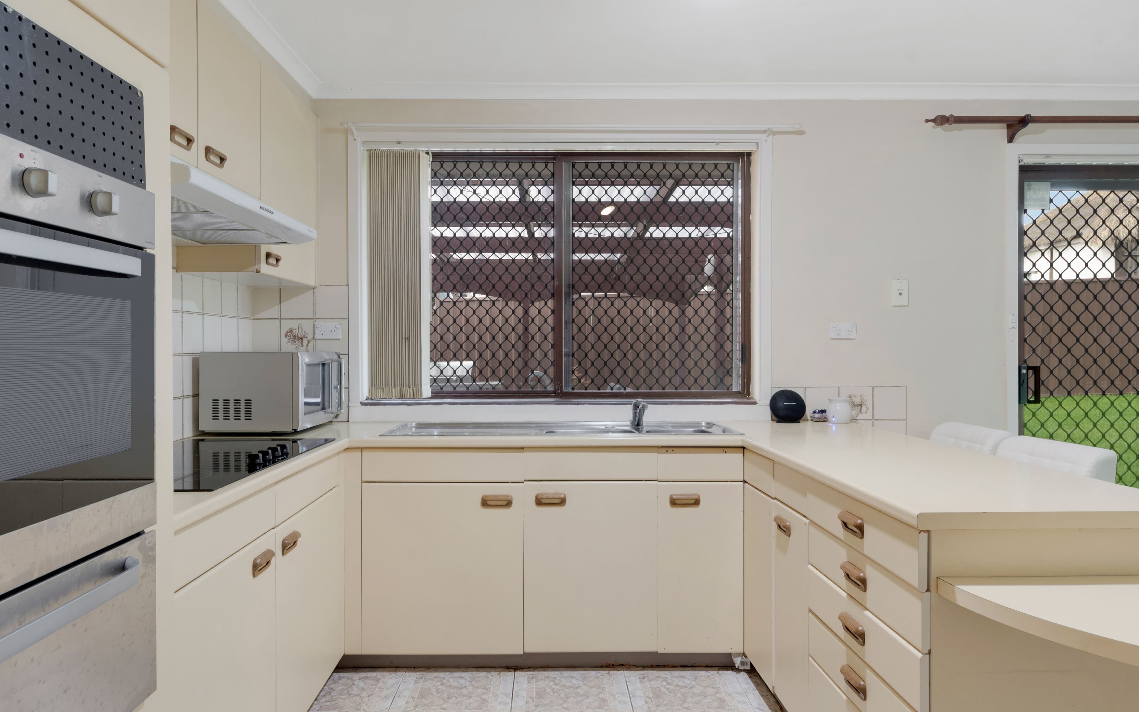 3 Livingstone Avenue, Ingleburn NSW 2565, Ingleburn - Thumbnail 8
