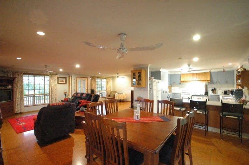 4 Doyle Court, HODGSON VALE QLD 4352, Hodgson Vale - Thumbnail 2