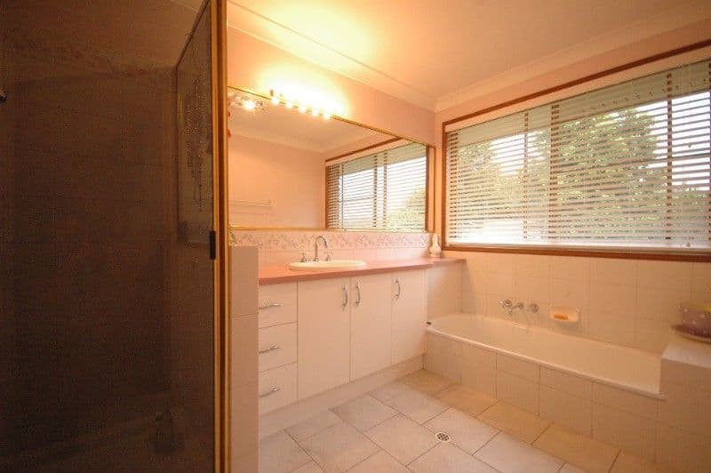 4 Doyle Court, HODGSON VALE QLD 4352, Hodgson Vale - Thumbnail 7