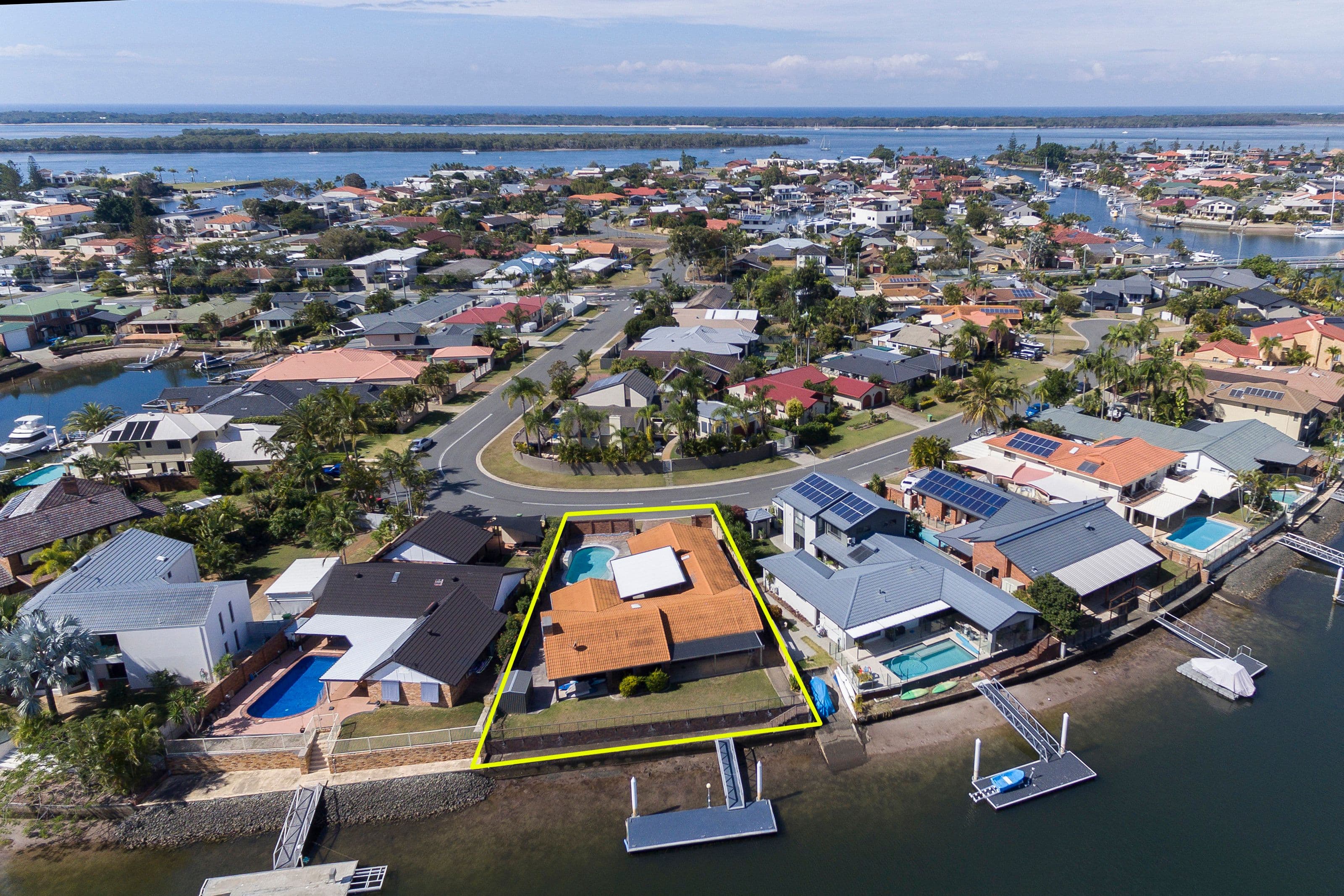 19 Kikori Crescent, Runaway Bay QLD 4216, Runaway Bay - Thumbnail 6