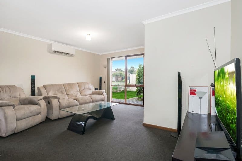 183 Lyrebird Drive, Carrum Downs VIC 3201, Carrum Downs - Thumbnail 3