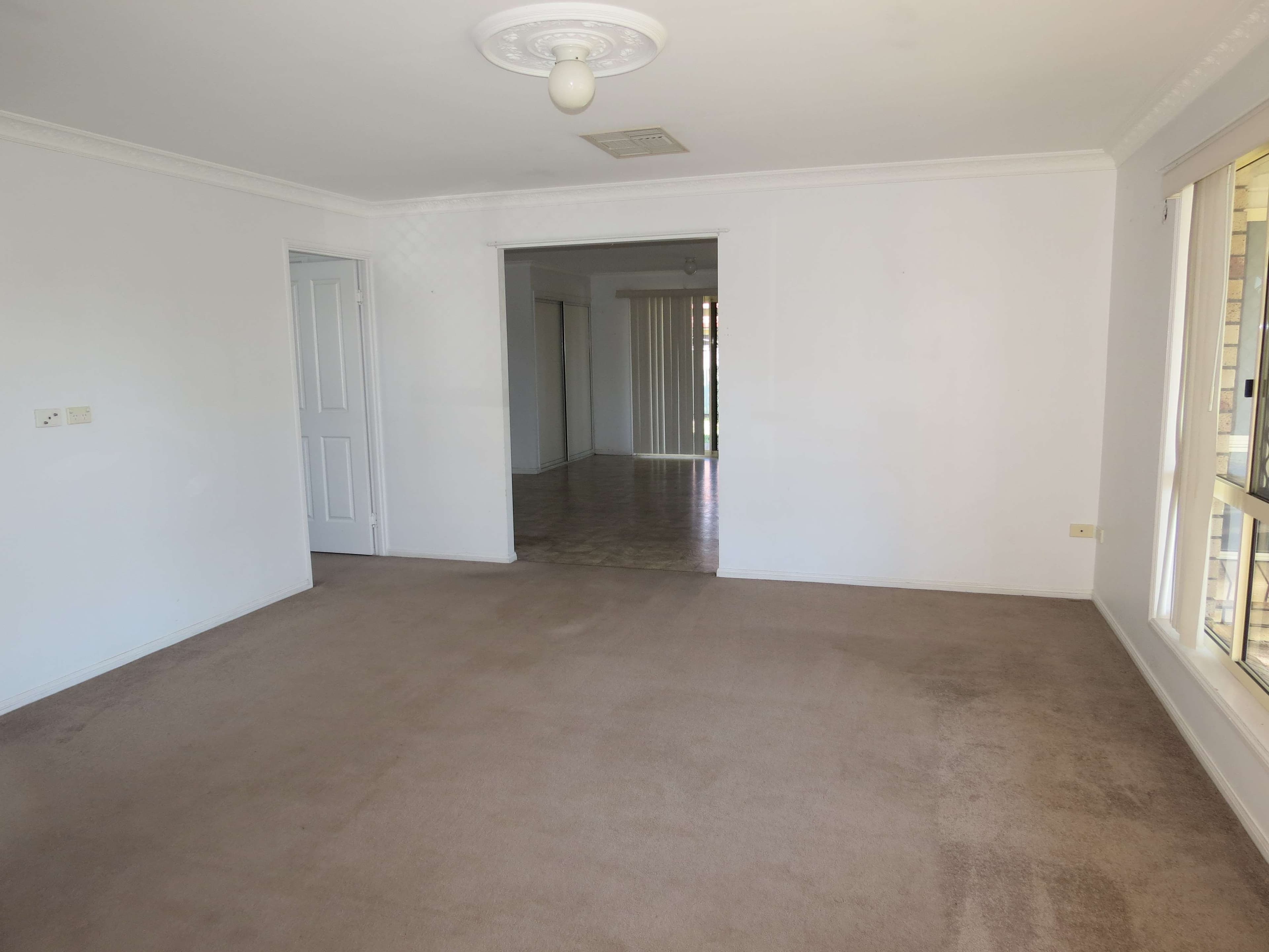 26 Jeppesen Drive, Emerald QLD 4720, Emerald - Thumbnail 6