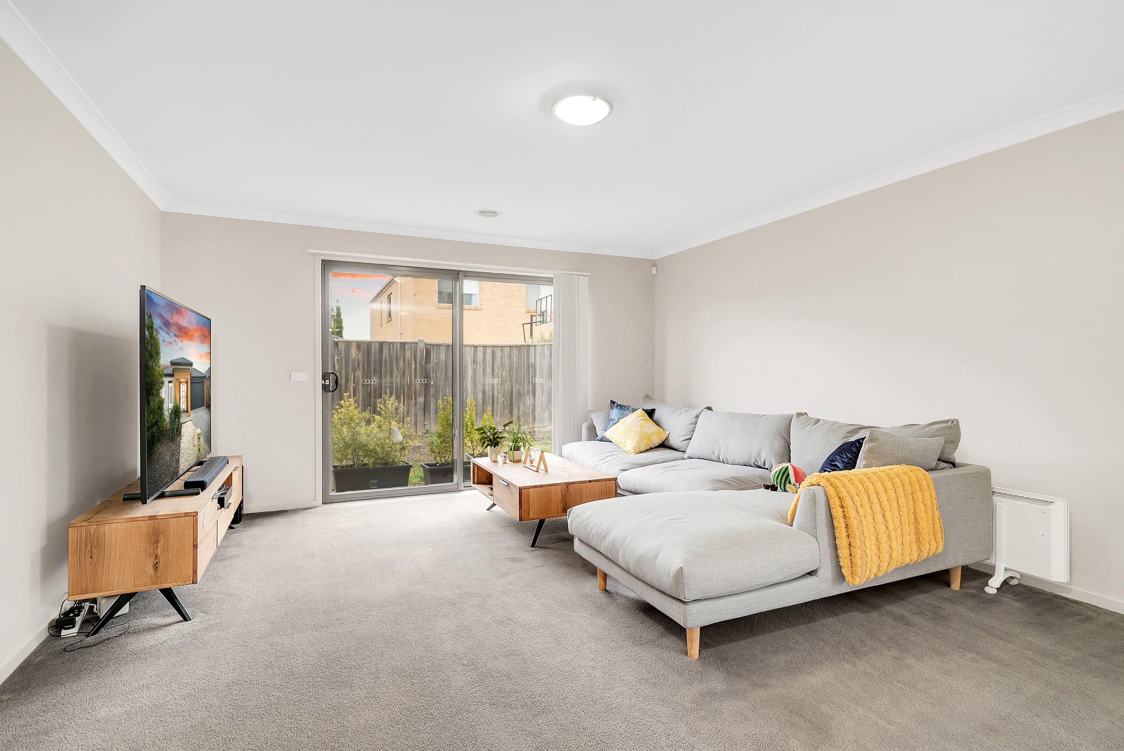 159 Citybay Drive, Point Cook VIC 3030, Point Cook - Thumbnail 4