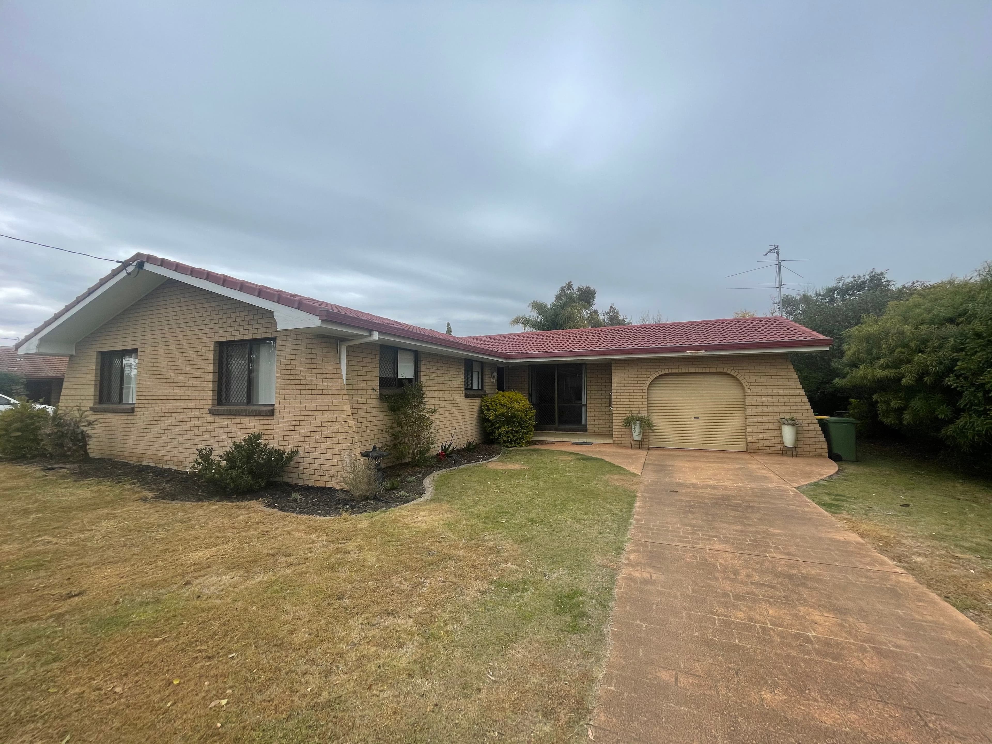 20 White Street, Pittsworth QLD 4356, Pittsworth - Image 1
