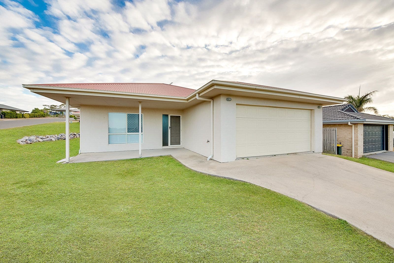 1 Viewpoint Way, New Auckland QLD 4680, New Auckland - Thumbnail 2