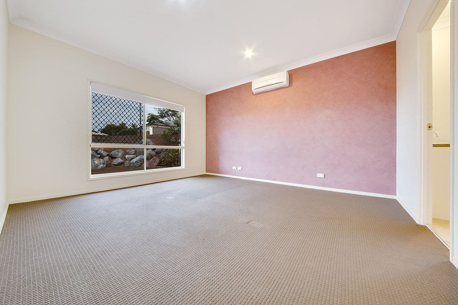 1 Viewpoint Way, New Auckland QLD 4680, New Auckland - Thumbnail 6