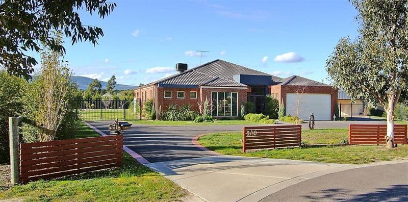 9-10  Serrell Court, WHITTLESEA VIC 3757, Whittlesea - Thumbnail 8