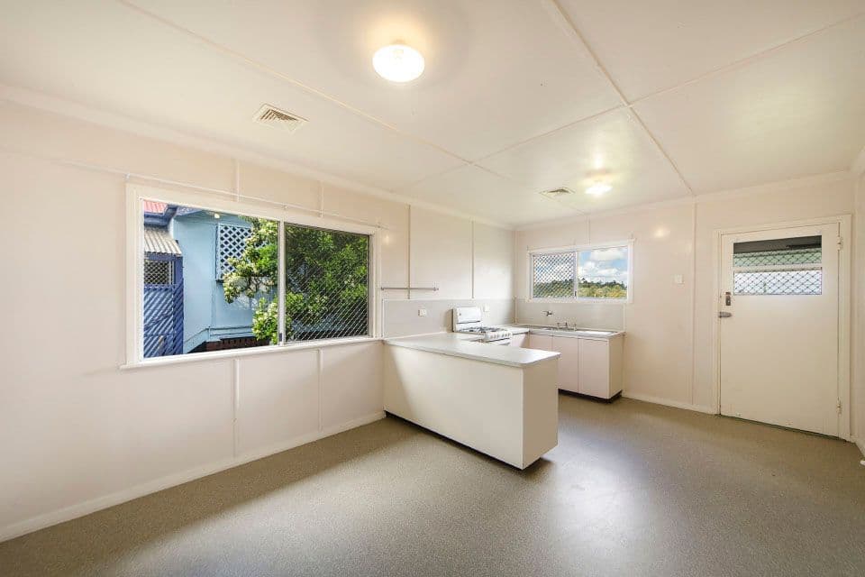 36 Coonan Street, Harlaxton QLD 4350, Harlaxton - Thumbnail 3