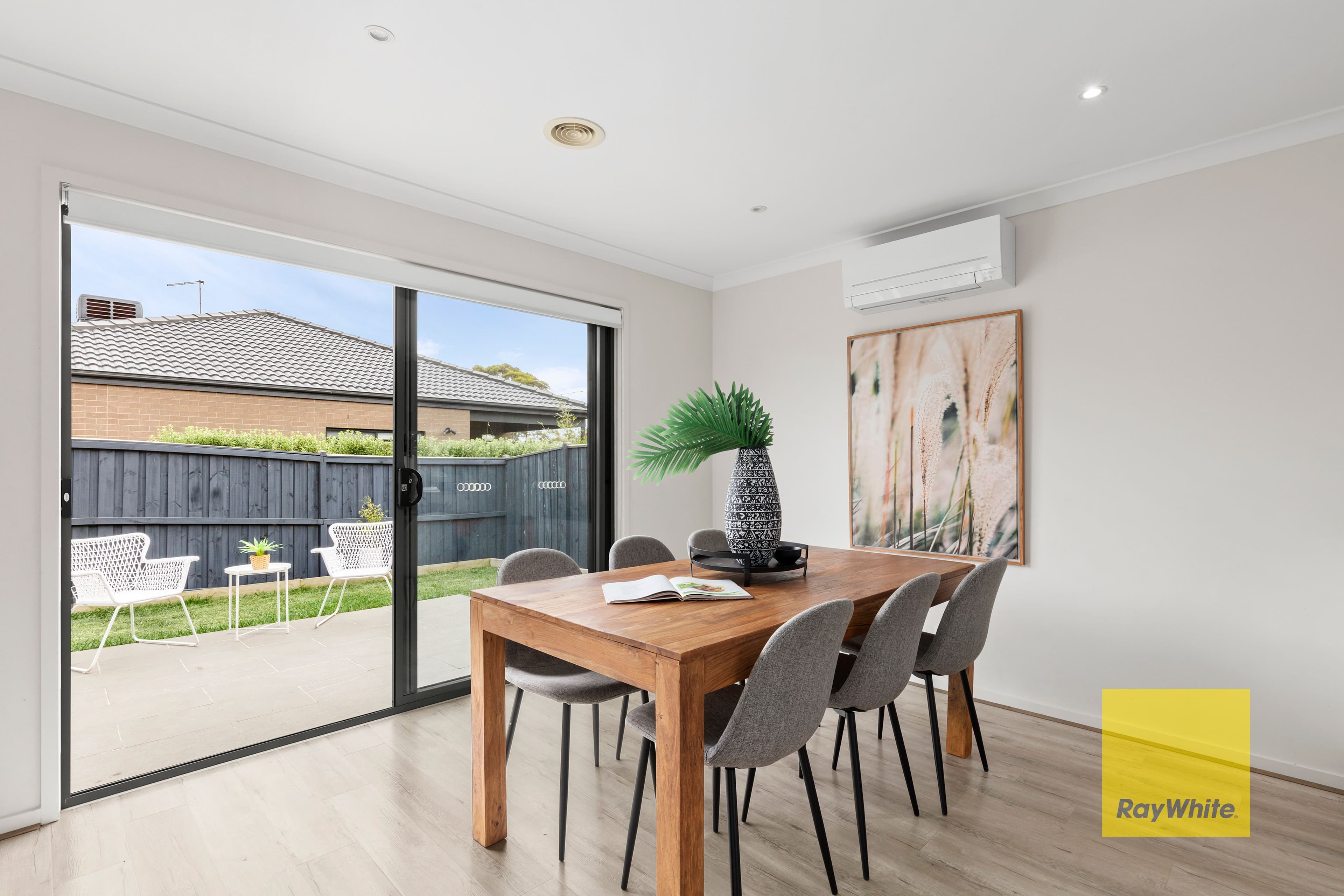 12 Tywin Street, CHARLEMONT VIC 3217, Charlemont - Thumbnail 8