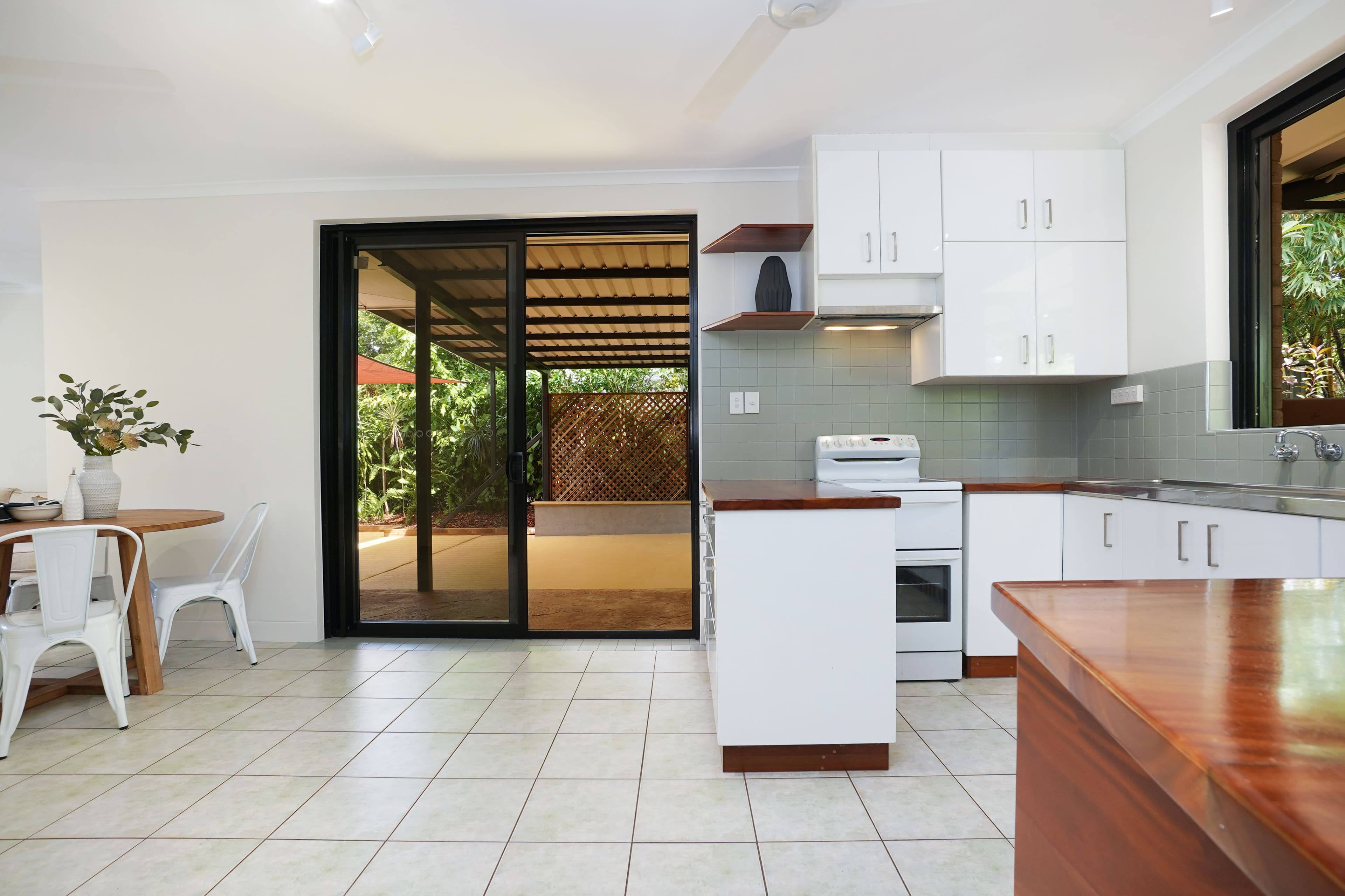 15 Kapalga Street, Tiwi NT 0810, Tiwi - Thumbnail 7