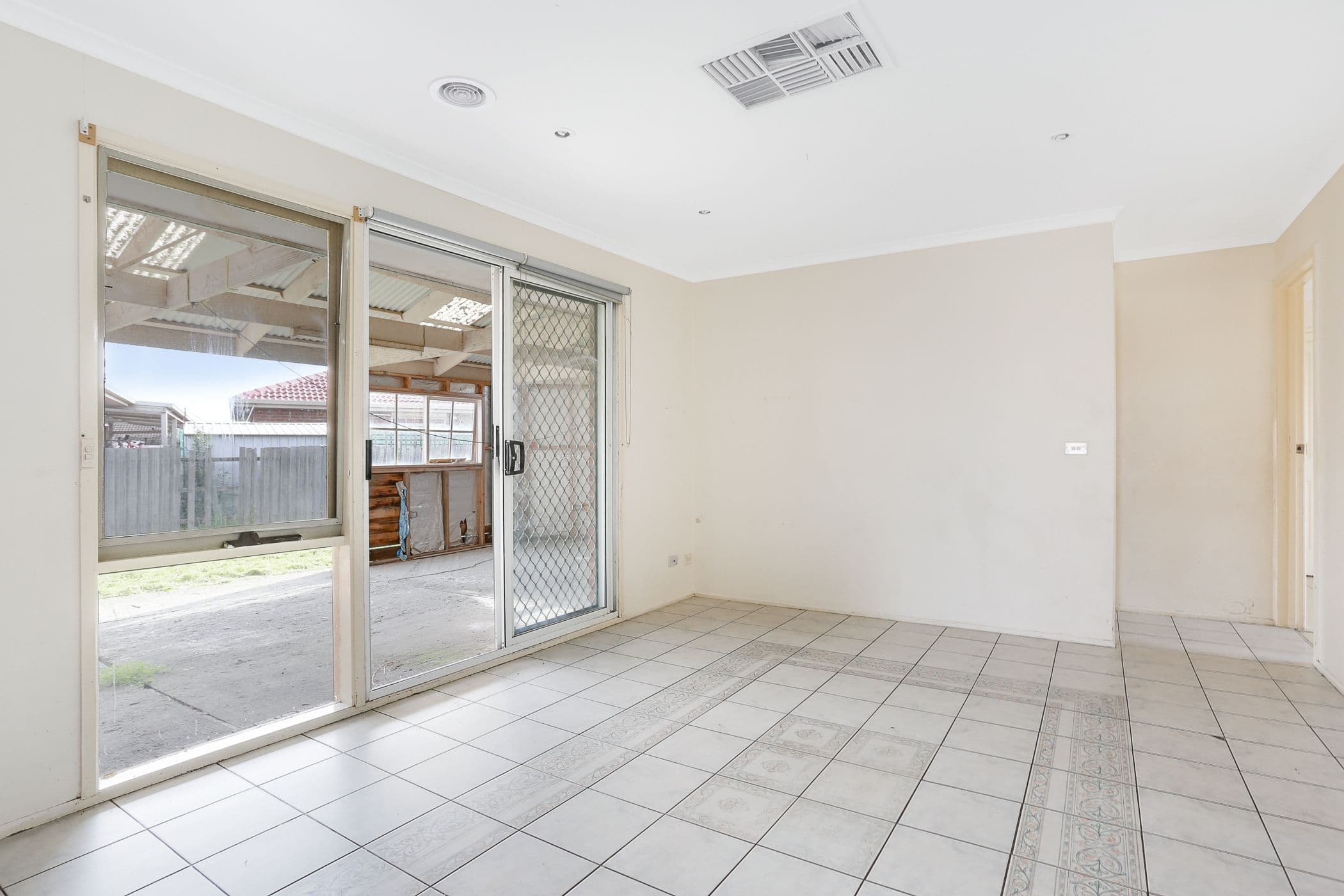 16 Papworth Place, Meadow Heights VIC 3048, Meadow Heights - Thumbnail 5
