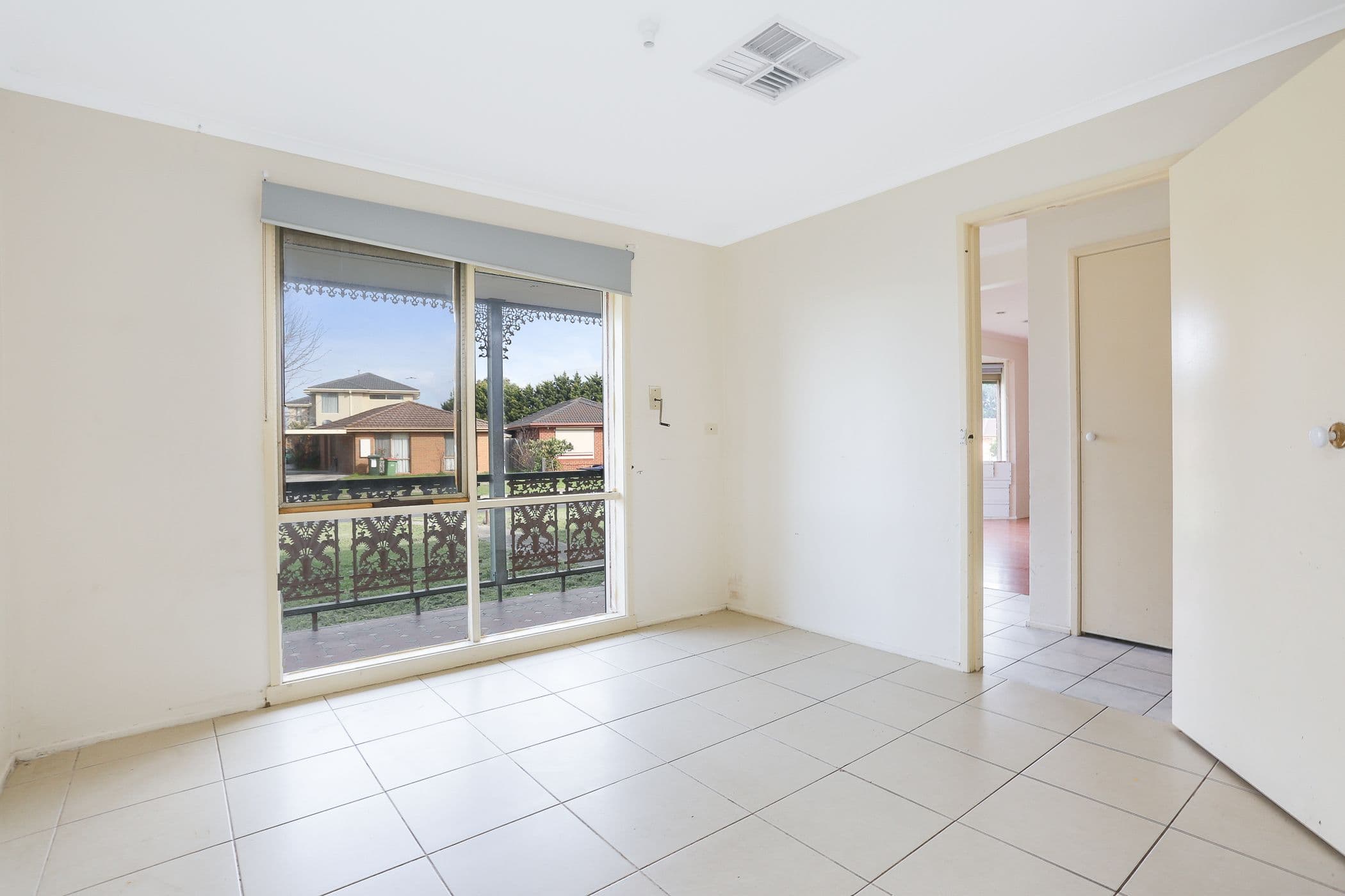 16 Papworth Place, Meadow Heights VIC 3048, Meadow Heights - Thumbnail 6