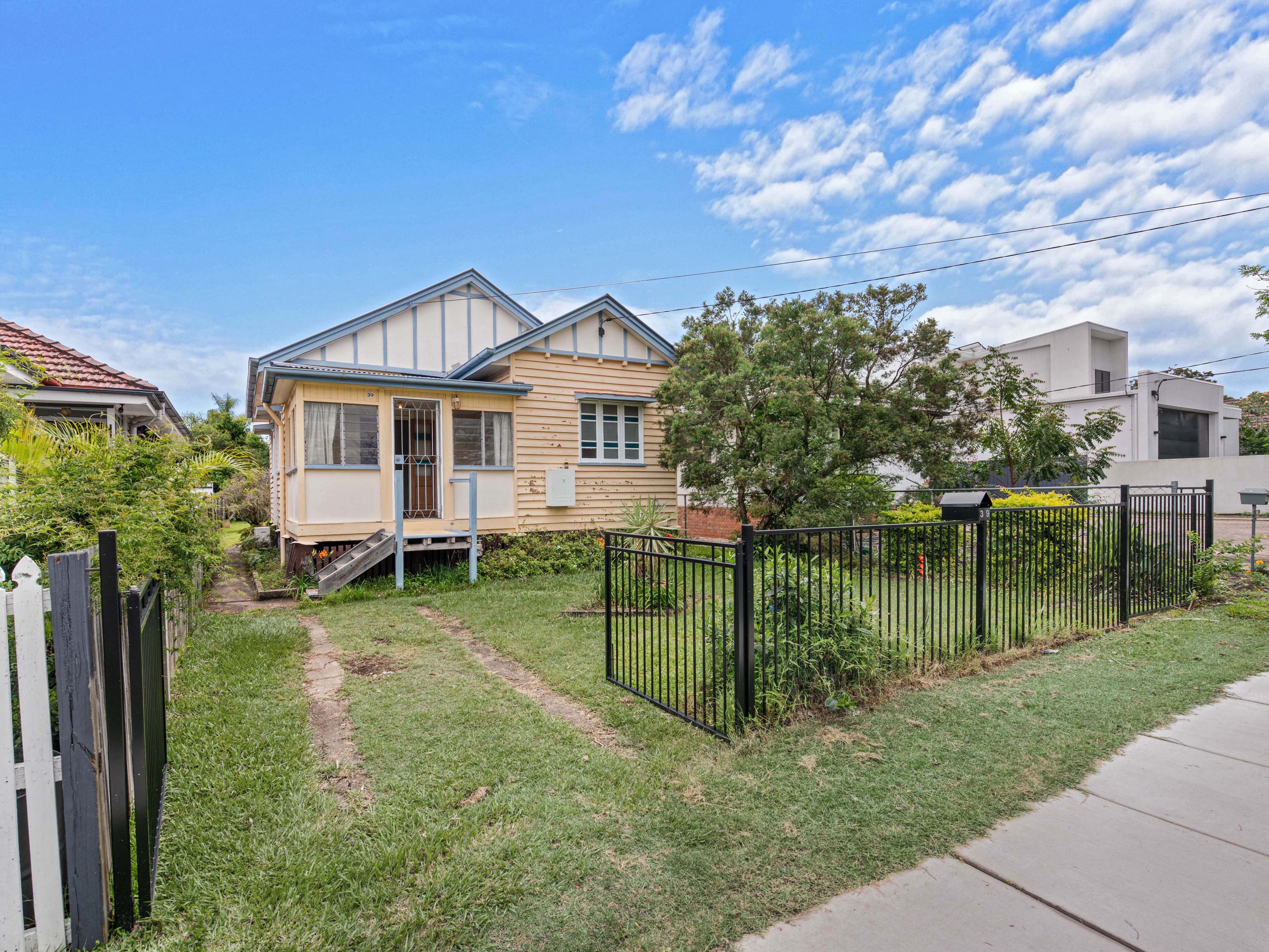 39 Elizabeth Street, Sherwood QLD 4075, Sherwood - Thumbnail 2