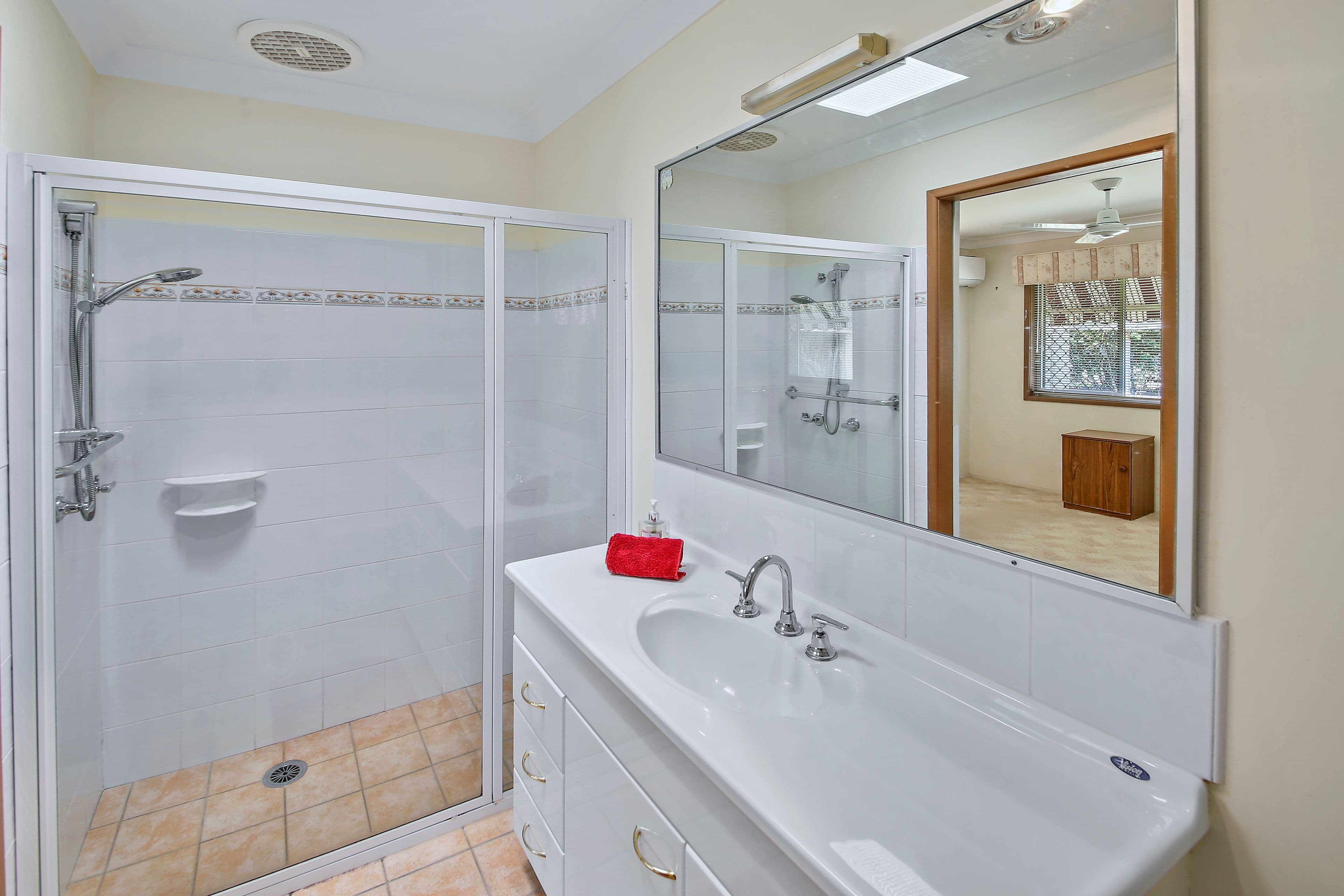 110 Taylor Avenue, Golden Beach QLD 4551, Golden Beach - Thumbnail 7
