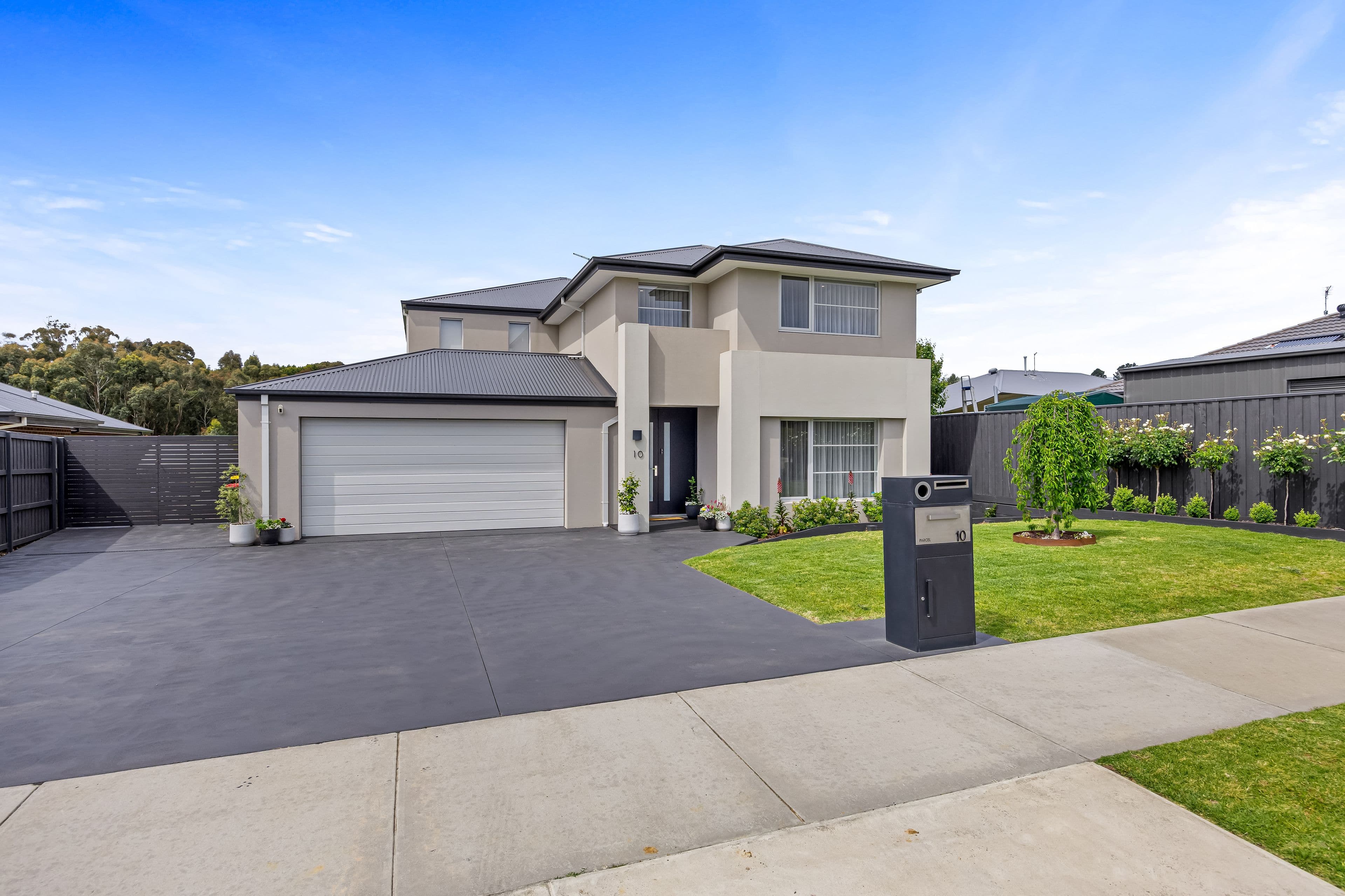10 Hugo Place, BROWN HILL VIC 3350, Brown Hill - Image 1